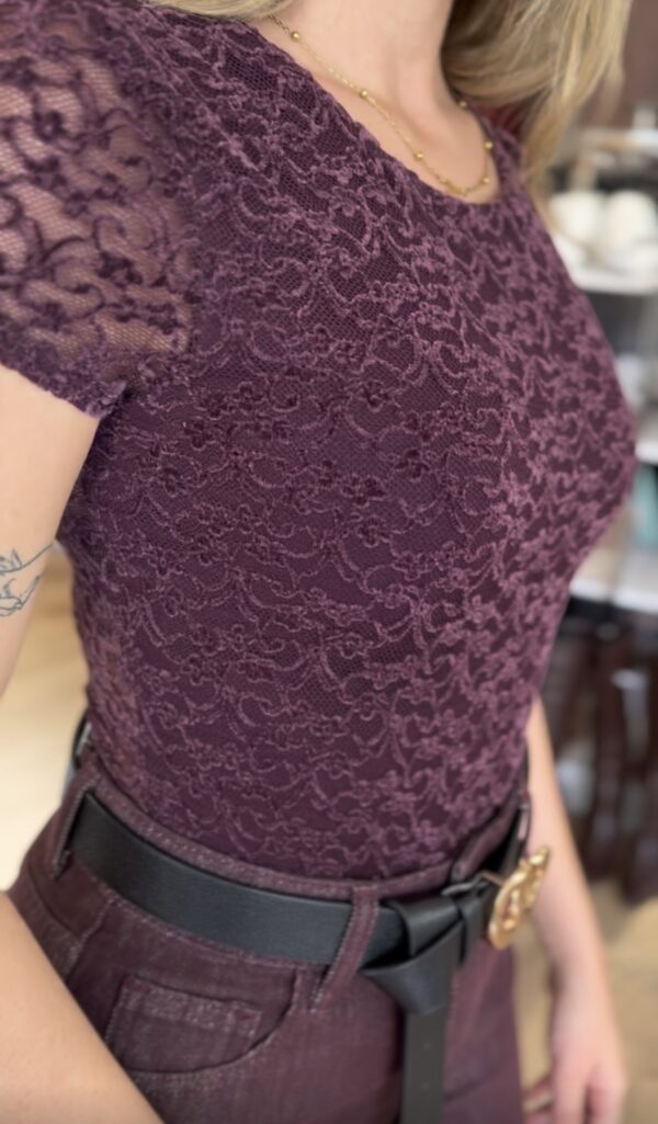 BODY ATERCIOPELADO ENCAJE